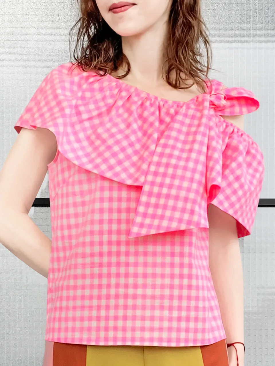 Last Chance! Pink Check Asymmetrical Stripe One-Shoulder Ruffled 2-way Top