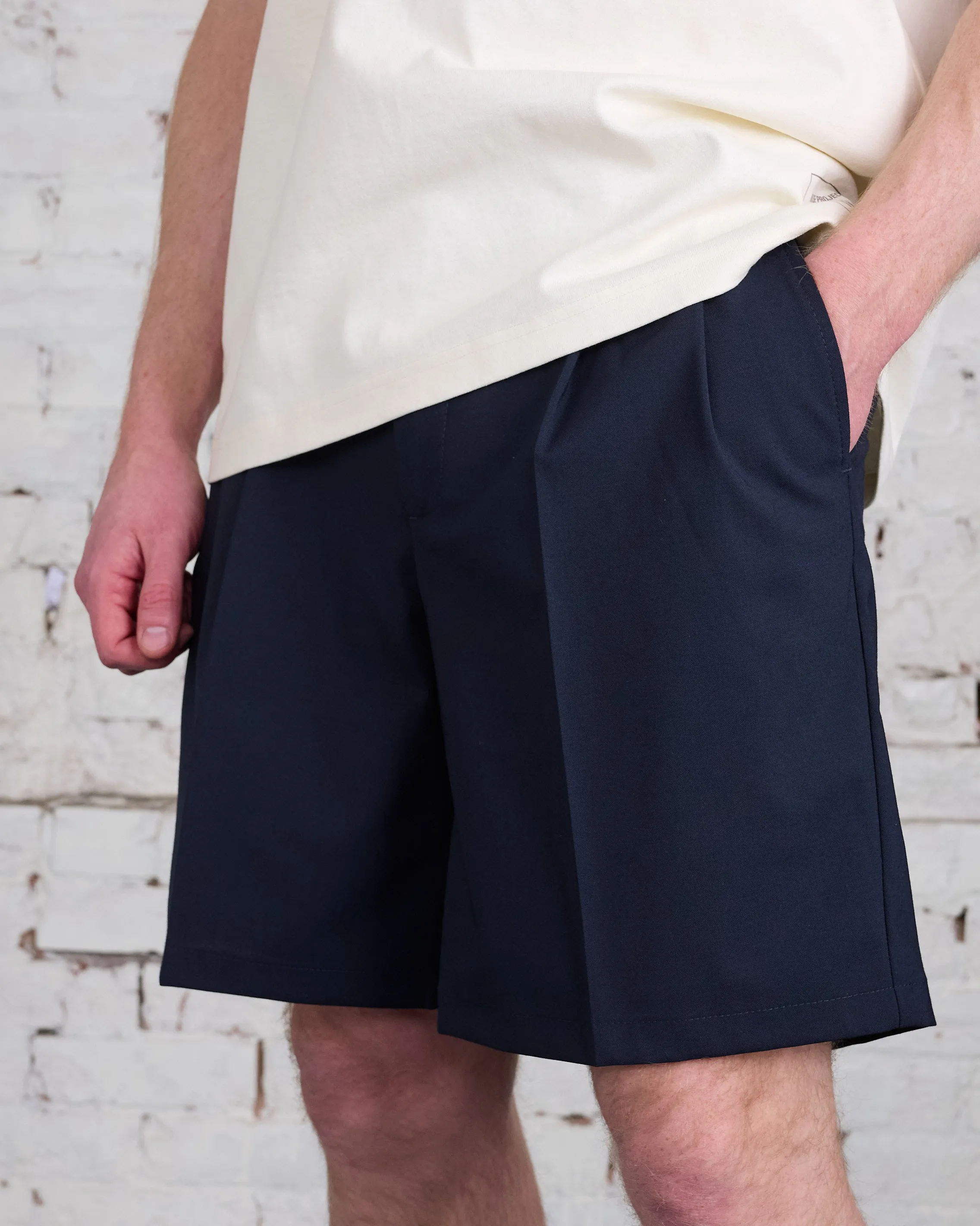 Norse Projects Benn Light Wool Pleated Short Dark Navy